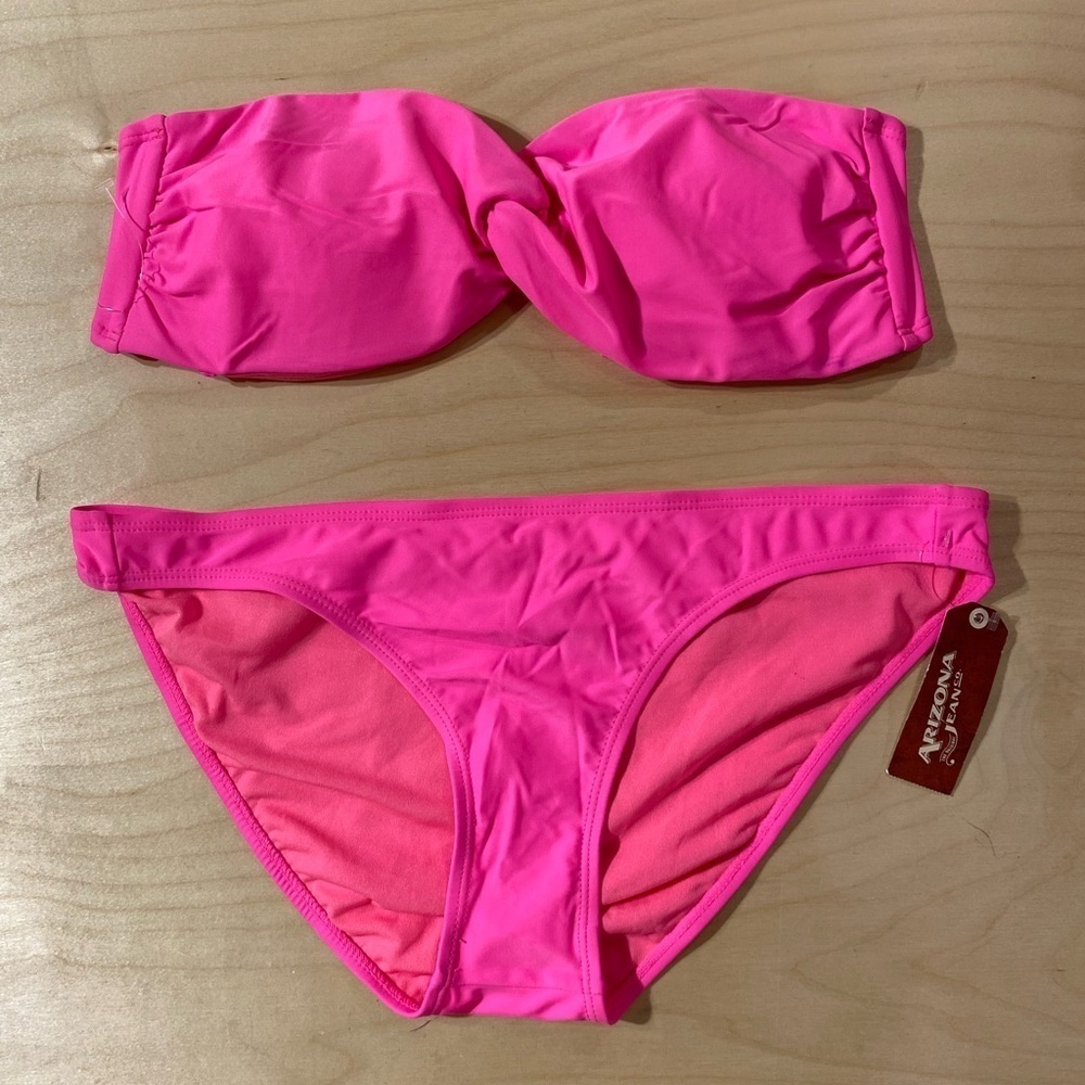 Arizona Jean Two Piece Swimsuit Top XL Bottom Medium (BX)